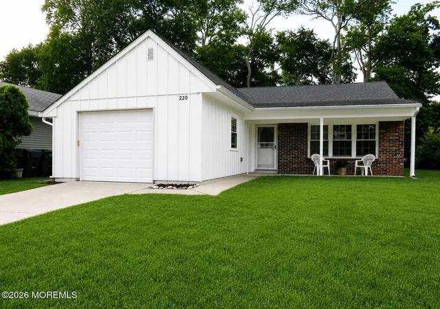 Homes for sale in Little Egg Harbor Twp, NJ | 220 Lexington Dr, Little Egg Harbor Twp, NJ 08087 | MLS# 22621268