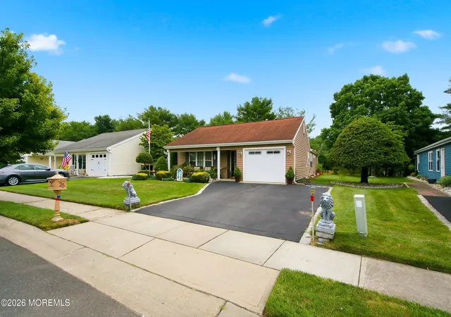 2nd image of 25 Harrogate Ln, Manchester, NJ 08759 | MLS# 22621300