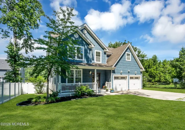 2nd image of 28 Central Ave #B, Toms River, NJ 08753 | MLS# 22621270