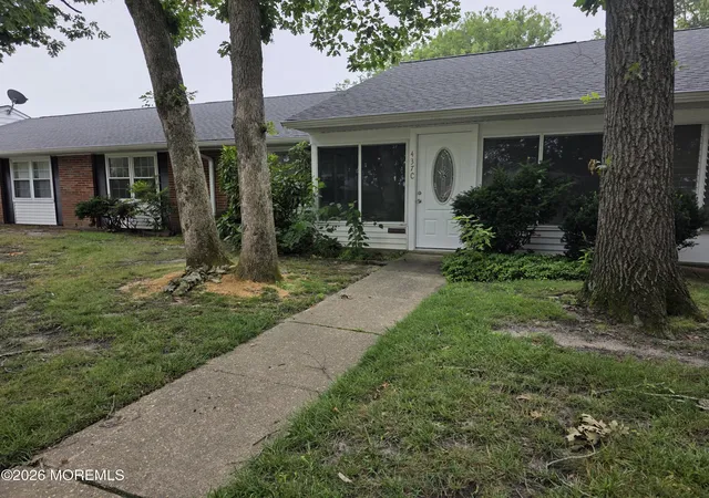 Homes for sale in Lakewood, NJ | 437c Portsmouth Dr #c, Lakewood, NJ 08701 | MLS# 22621333