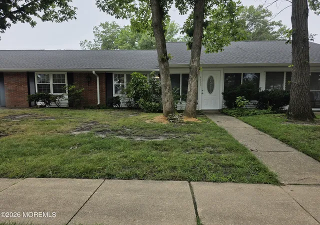 Homes for sale in Lakewood, NJ | 437c Portsmouth Dr #c, Lakewood, NJ 08701 | MLS# 22621333