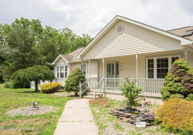 3rd image of 1158 W Wheat Rd, Vineland, NJ 08360 | MLS# 22621407