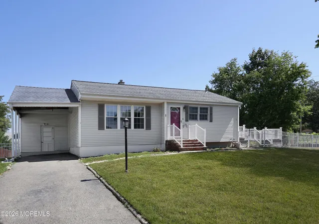 1st image of 7 Parkview Dr, Hazlet, NJ 07730 | MLS# 22621364
