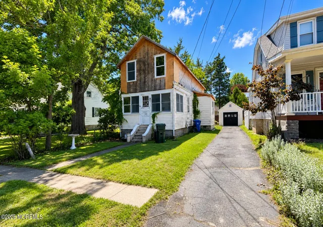 3rd image of 220 Chatham Ave, Oakhurst, NJ 07755 | MLS# 22621375