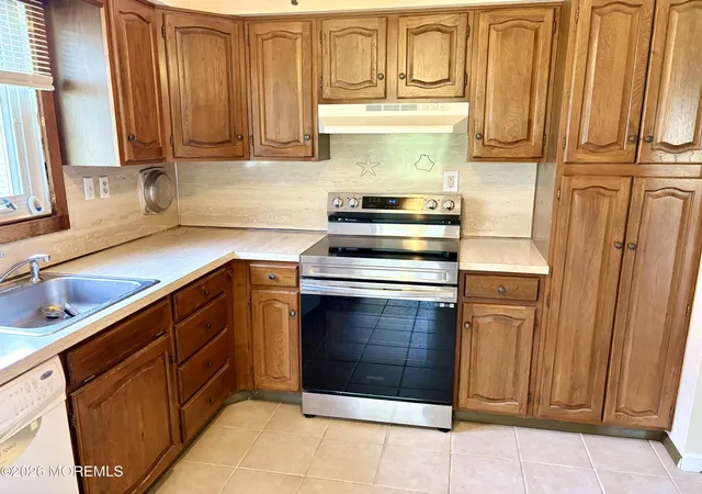 Photo 3 of Sale Pending at 8 Dryden Rd, Brick, NJ 08724 | MLS# 22621398 | Listing updated on 2026-08-28