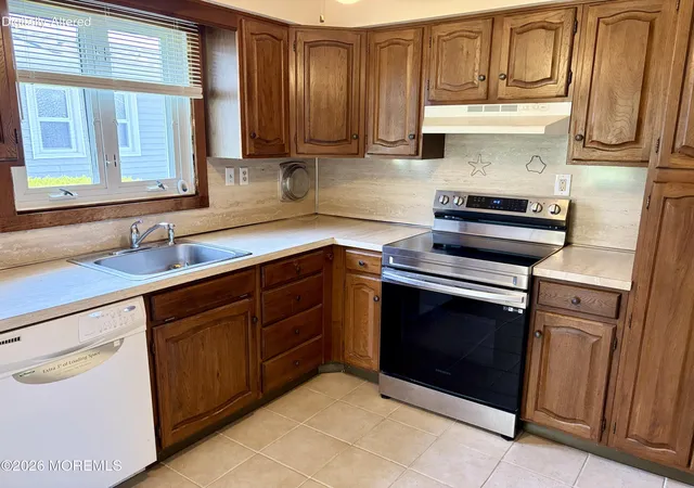 Photo 4 of Sale Pending at 8 Dryden Rd, Brick, NJ 08724 | MLS# 22621398 | Listing updated on 2026-08-28