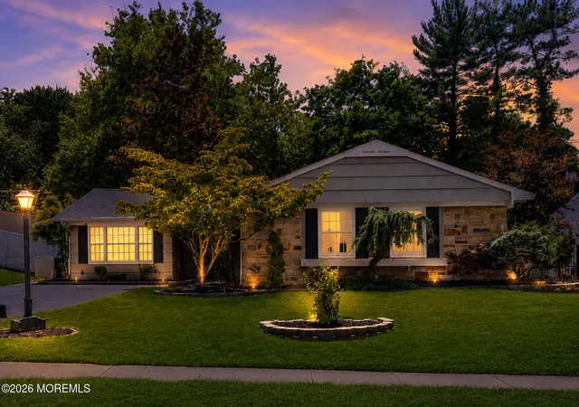35th image of 26 Inglewood Ln, Matawan, NJ 07747 | MLS# 22621447