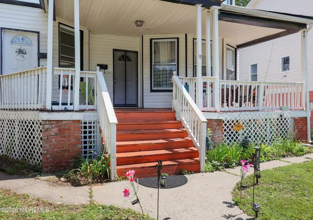 4th image of 92 Chestnut St, East Orange, NJ 07018 | MLS# 22621449