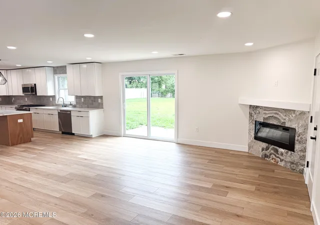 Photo 4 of Single family home for sale at 18 Arlyn Dr, Howell, NJ 07731 | MLS# 22622825 | Listing updated on 2026-09-09