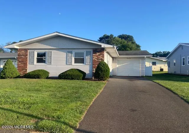 1st image of 21 Clay Cir, Brick, NJ 08724 | MLS# 22622653