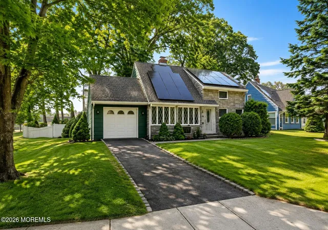 Photo 2 of Single family home for sale at 901 Milton Blvd, Rahway, NJ 07065 | MLS# 22623540 | Listing updated on 2026-09-01