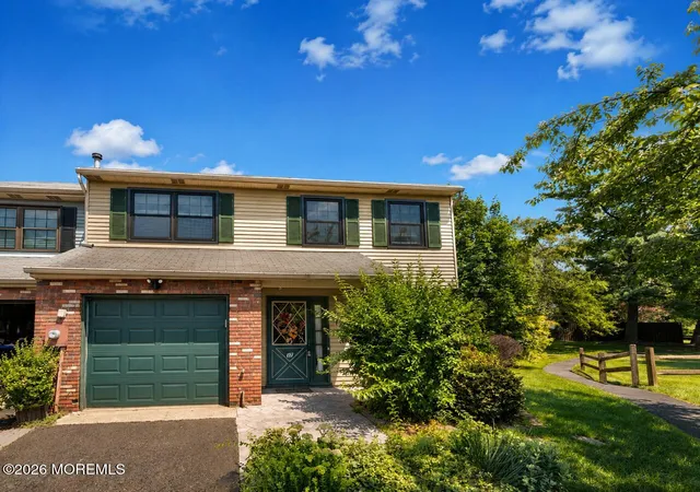Photo 1 of Single family home for sale at 17 Walton Ct, East Brunswick, NJ 08816 | MLS# 22623827 | Listing updated on 2026-09-21