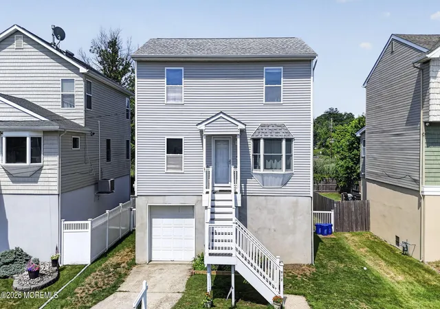 Photo 3 of Single family home for sale at 907 Harris Ave, Union Beach, NJ 07735 | MLS# 22627345 | Listing updated on 2026-09-14
