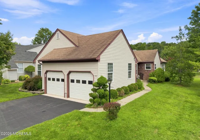 Photo 3 of Single family home for sale at 181 Concordia Cir, Monroe, NJ 08831 | MLS# 22626502 | Listing updated on 2026-08-24