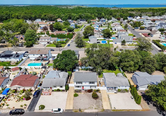 34th image of 737 Tunney Point Dr, Toms River, NJ 08753 | MLS# 22626124