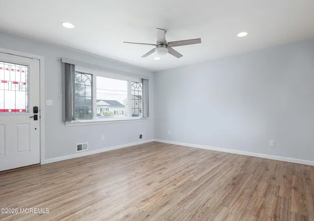 5th image of 737 Tunney Point Dr, Toms River, NJ 08753 | MLS# 22626124