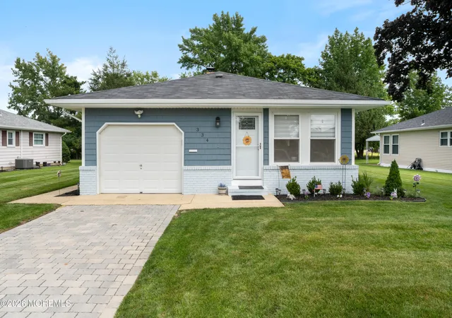3rd image of 334 Curacao St, Toms River, NJ 08757 | MLS# 22626180