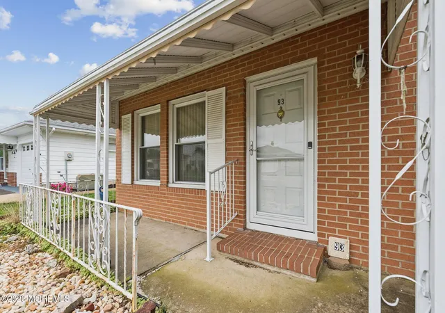 Photo 3 of Sale Pending at 93 Hyannis St, Toms River, NJ 08757 | MLS# 22625669 | Listing updated on 2026-08-31