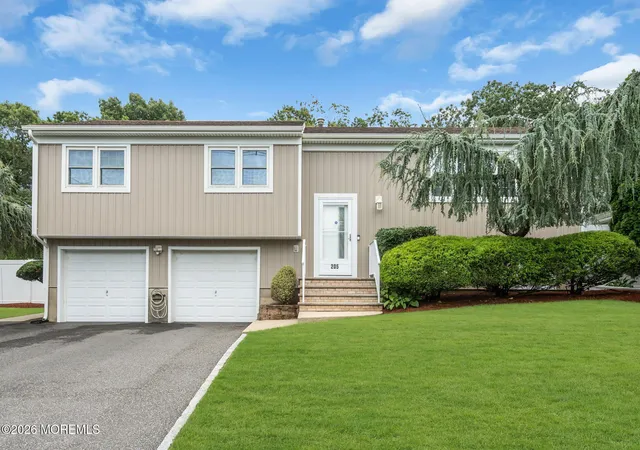 Photo 1 of Single family home for sale at 205 Arizona Dr, Brick, NJ 08723 | MLS# 22627200 | Listing updated on 2026-09-17