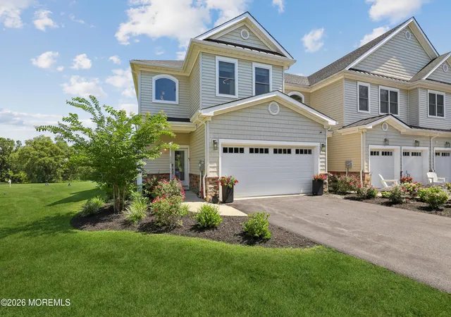 2nd image of 112 Hedgerow Ln, Manalapan, NJ 07726 | MLS# 22625488