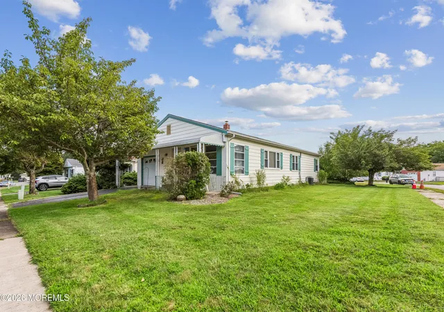 29th image of 2 Kelowna Ct, Toms River, NJ 08757 | MLS# 22625615