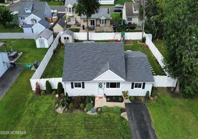 3rd image of 3 Redwood Ter, Hazlet, NJ 07730 | MLS# 22626791