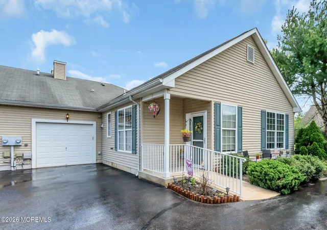 2nd image of 7 Fennel Ct, Manchester, NJ 08759 | MLS# 22625670