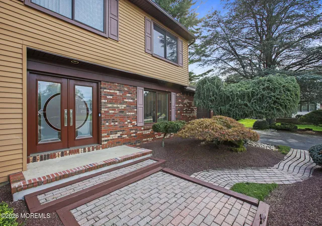 4th image of 28 Buttonwood Dr, Marlboro, NJ 07746 | MLS# 22626120