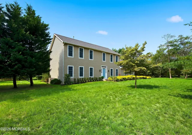 Photo 4 of Single family home for sale at 2901 Allenwood Lakewood Rd, Allenwood, NJ 08720 | MLS# 22625750 | Listing updated on 2026-09-14