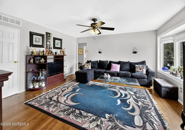 3rd image of 7 Toomin Dr, Neptune, NJ 07753 | MLS# 22626156