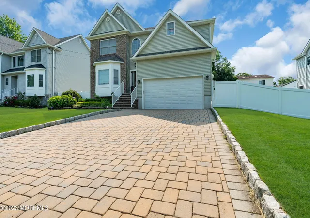 Photo 3 of Single family home for sale at 22 Wicker Pl, Morganville, NJ 07751 | MLS# 22626717 | Listing updated on 2026-10-05