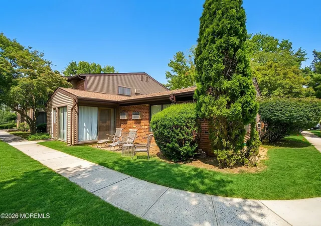 Photo 2 of Sale Pending at 112 Manchester Ct, Red Bank, NJ 07701 | MLS# 22627231 | Listing updated on 2026-09-10