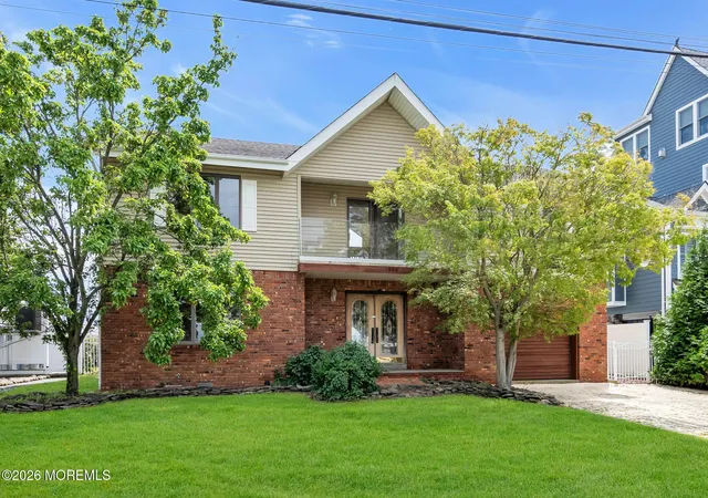 3rd image of 1893 Lookout Dr, Toms River, NJ 08753 | MLS# 22625815