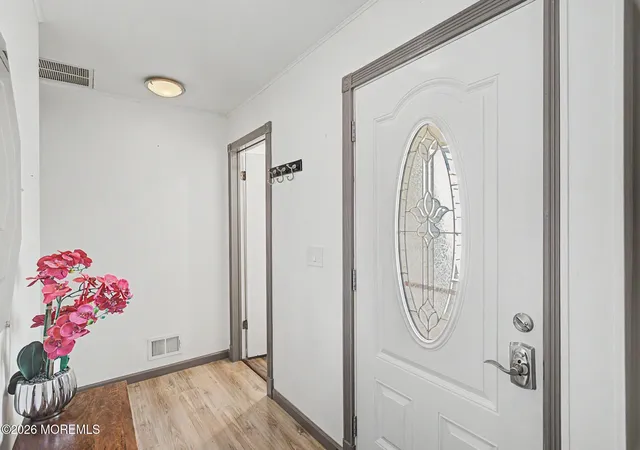 Photo 3 of Single family home for sale at 442 Mulberry Pl, Brick, NJ 08723 | MLS# 22626150 | Listing updated on 2026-09-13