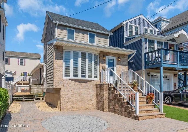 Photo 2 of Single family home for sale at 40 Miller St, Highlands, NJ 07732 | MLS# 22626131 | Listing updated on 2026-10-05