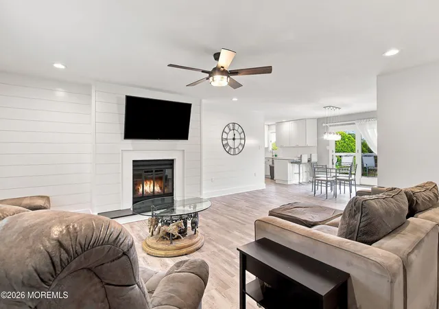4th image of 116 Seaspray Rd, Manahawkin, NJ 08050 | MLS# 22626086