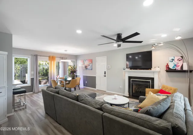 4th image of 836 Royal Ln, Toms River, NJ 08753 | MLS# 22626062
