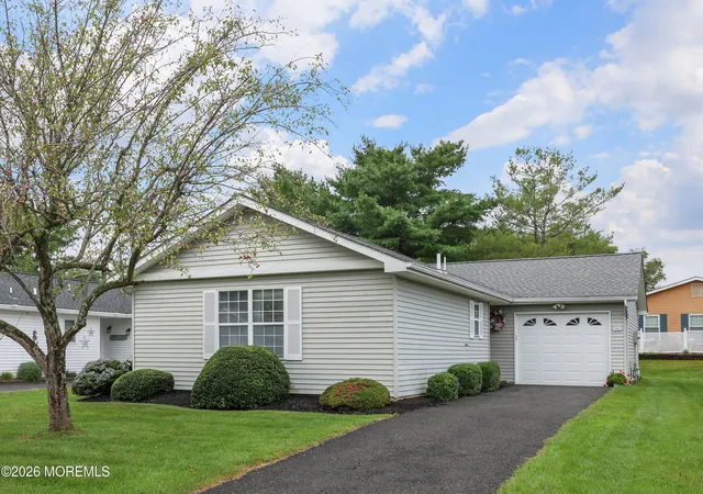 Photo 1 of Sale Pending at 167 Everest Dr S, Brick, NJ 08724 | MLS# 22626096 | Listing updated on 2026-08-30