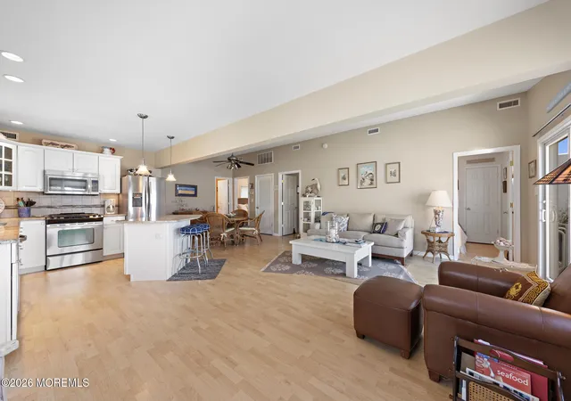 5th image of 36 Dorothy Dr, Manahawkin, NJ 08050 | MLS# 22626082
