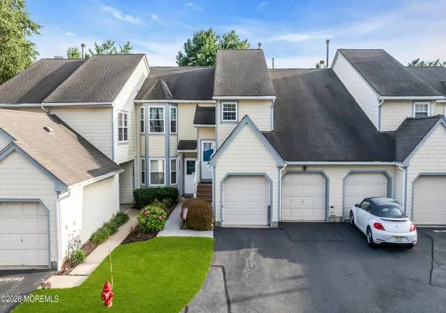 33rd image of 118 Evergreen Ct, Freehold, NJ 07728 | MLS# 22626189
