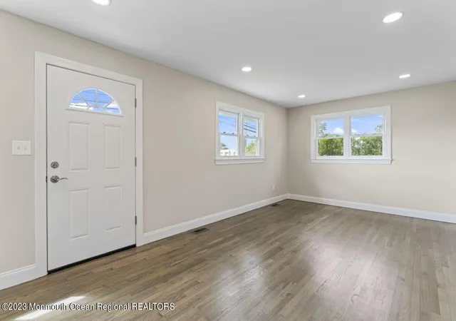 2nd image of 200 Terrace Ave, Toms River, NJ 08753 | MLS# 22626091