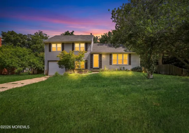 1st image of 107 Ridge Dr, Toms River, NJ 08753 | MLS# 22626155