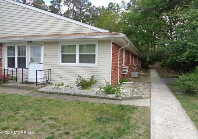 2nd image of 28 B Snowberry Ln, Whiting, NJ 08759 | MLS# 22626095