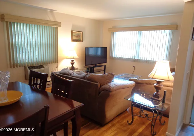 4th image of 28 B Snowberry Ln, Whiting, NJ 08759 | MLS# 22626095