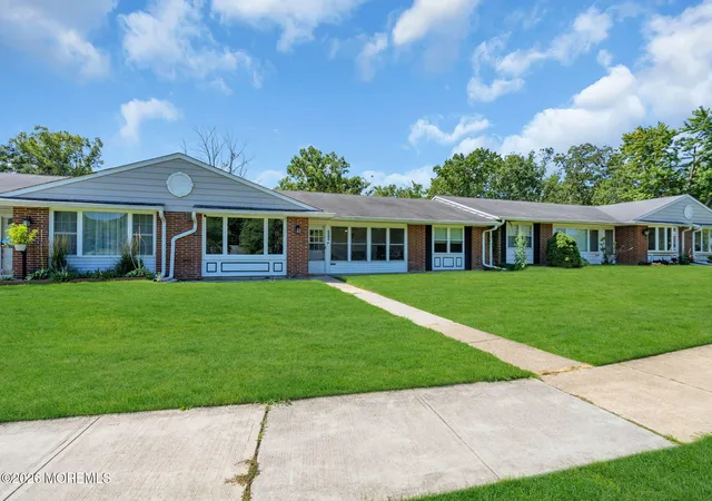 5th image of 605B Lake Point Dr #B, Lakewood, NJ 08701 | MLS# 22626192