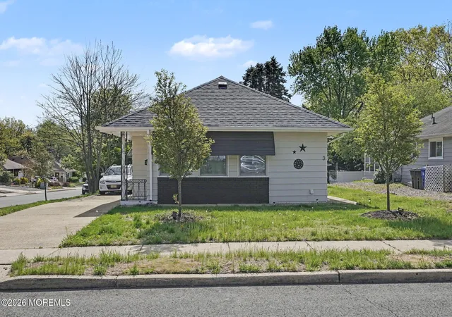 1st image of 3 Mount Kisco Dr, Toms River, NJ 08753 | MLS# 22626436