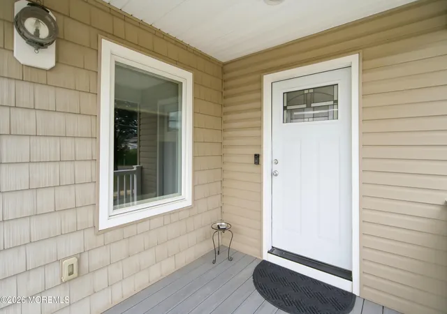 Photo 3 of Single family home for sale at 11 Fox Ave, Keansburg, NJ 07734 | MLS# 22626144 | Listing updated on 2026-10-05