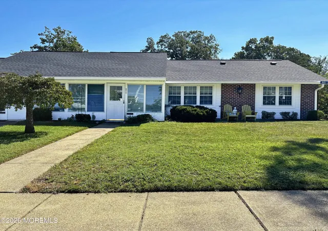 2nd image of 801d Balmoral Ct, Lakewood, NJ 08701 | MLS# 22626646
