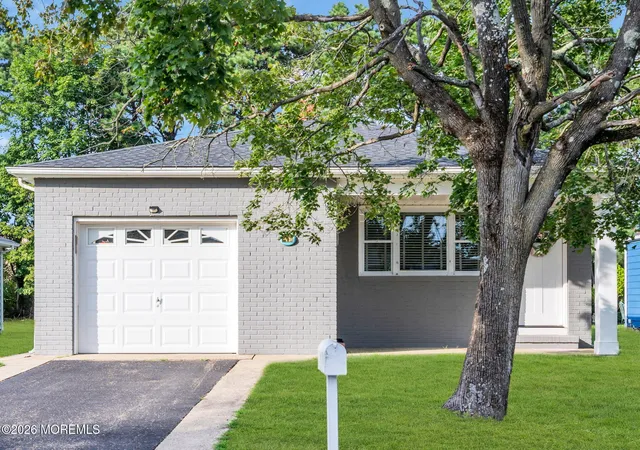 1st image of 180 Biabou Dr, Toms River, NJ 08757 | MLS# 22626169