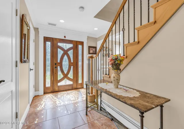 4th image of 101 Oxford Ln, Aberdeen, NJ 07747 | MLS# 22626333